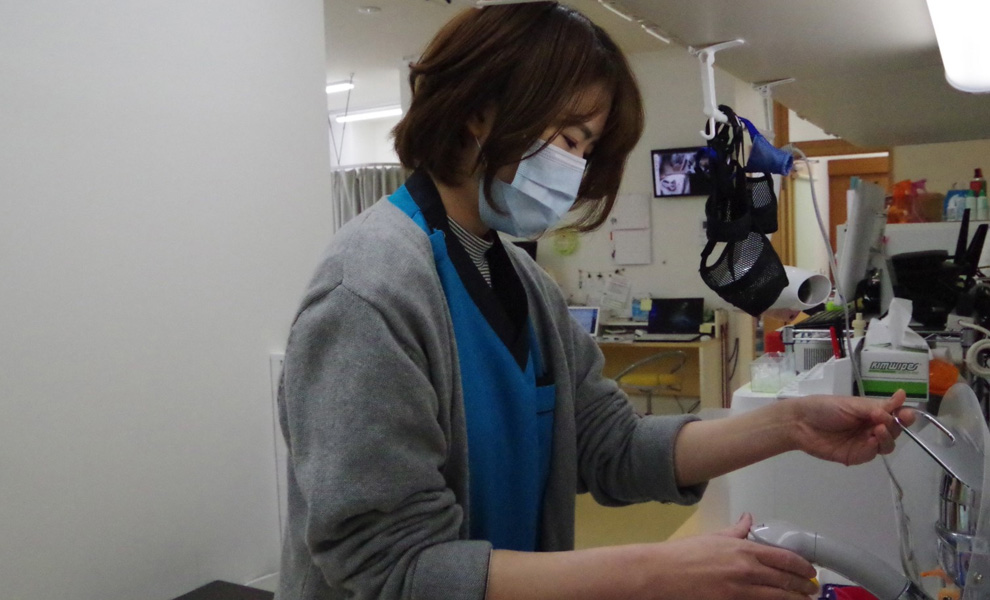 診療終了次第、片付け・退勤